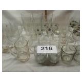 LARGE LOT OF GLASSES, WINE GLASSES, ETC
