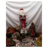 LOT OF CHRISTMAS DECOR