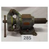 MULTI PURPOSE 5" BENCH VICE..PLUMBERS VICE