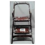 FOLDING 2 STEP WOODEN STEP STOOL