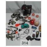 PARTS & PIECES OF TOYS, METAL VOLKSWAGON,