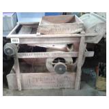 PRIMITIVE CLIPPER AND CLEANER W SCREENS