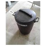 GARBAGE CAN