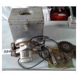 SKIL CIRCULAR SAW, EXTRA BLADES AND BOX
