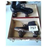 VTG ROLLER SKATES N CASE