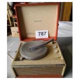 TRUE TONE RECORD PLAYER