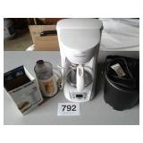 BLACK & DECKER COFFEE POT, FRY DADDY, SMART GRIND