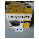 NEW 4 QT CROCKPOT