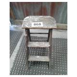 STEP STOOL