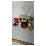 International 1466 Farmal toy tractor