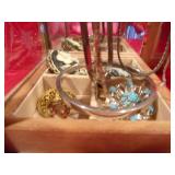 JEWELRY BOX W/COSTUME JEWELRY