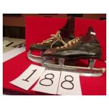 OLD HOCKEY (NHL) SKATES MADE IN CANADA