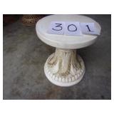 INDOOR OR OUT HEAVY PLANT STAND