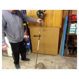 CRAFTSMAN WEED WACKER (NEEDS SPOOL)