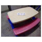 LITTLE TIKES PICNIC BENCH
