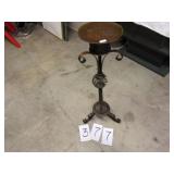 METAL PLANT/CANDLE STAND