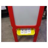 CRAYOLA KIDS BLACK/WHITE BOARDS