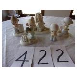 5) PRECIOUS MOMENTS FIGURINES