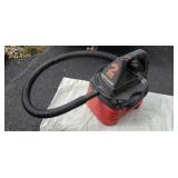 CRAFTSMAN 2GAL. WET DRY VAC