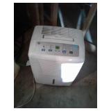 GE DEHUMIDIFIER