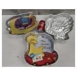 Wilton Cake Pans. Elephant,  Big Bird and Turkey.