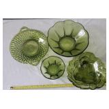 Hazel Atlas avacado green Glass Chip & Dip Retro