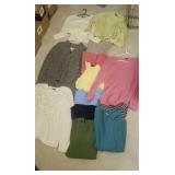 Tote of Ladies Sweaters Sz.M&L