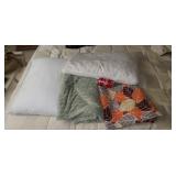 Theow Blankets, Pillows