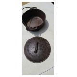 Griswold No 8 tilt top Dutch oven cast iron.