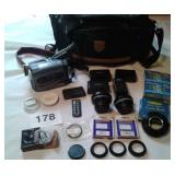 JVC CAMCORDER W CASE AND EXTRAS