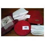 COLIMBIA RED THROW, FULL SIZE SHEETS & PILLOW