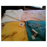 2 TREASURE CHEST ELECTRIC BLANKETS, 2 BEDSPREADS