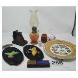 11" HONG KONG OIL LAMP, CHALK BIRD WALL PLAQUES,