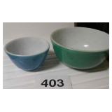2 PYREX MIXING BOWLS
