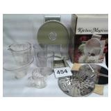 KITCHEN MAGICIAN, MEASURING CUPS GLASS & PLASTIC