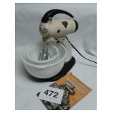 SUNBEAM MIXMASTER - HUMS WHEN YOU TURN IT ON BUT