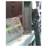 PROPAGATOR LID, FLOWER TRAYS, GARDEN MATERIAL-