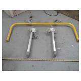 LADDER STAND-OUT BAR:LEG LEVELER