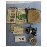 MASTEREEL BACHE BROWN MODEL 3 
AIREX SPINNING