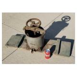 Yale fruit/lard press