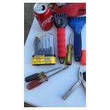 Straps, tool bag, gloves, ice scrapers and tools