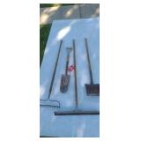 Garden rake tile spade squeegee flat shovel