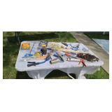 Garden tools log chains Winnie rose stick