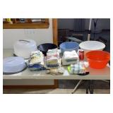 Bowls, kitchen towels, wash rags, cake container