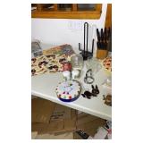 Iced tea maker, paper towel holder, canisters,