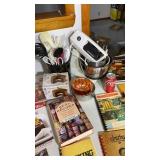 Cooks books, recipes, mini cake pan sets,