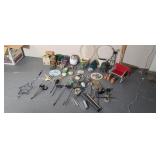 Lawn orgaments flyer pots