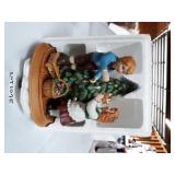 AVON CHRISTMAS TREE W/CHILDREN, NEW