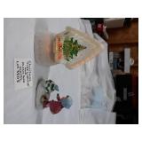 LITE UP CHRISTMAS TREE & MUSIC BOX