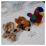2 HAND PUPPETS, STUFFED PARROT